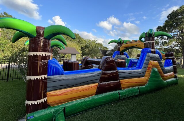 30 ft Tropical Obstacle Course (Dry) 