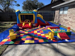 Multi Color Soft Play w/Bounce House