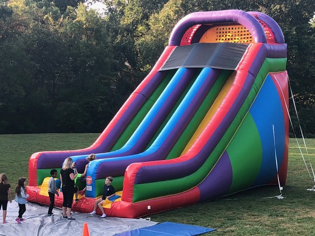 Wacky 22ft Dual Lane Slide - Dry Only