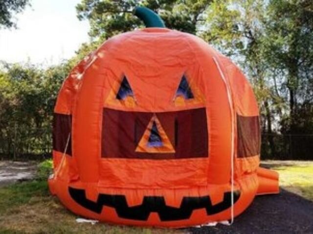 Pumpkin Bouncer 15'