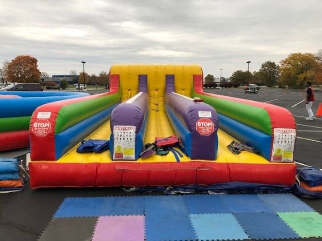 Three Lane Bungee Run