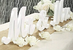 Mr & MRs table sign 