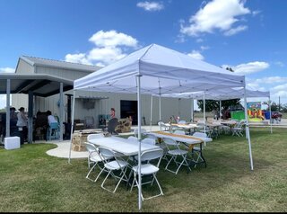 10ft x 10ft High Peak Tent