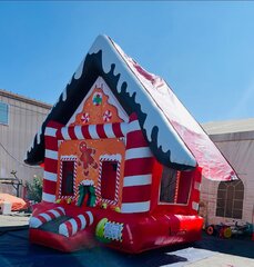 🎁 Gingerbread Bounce House