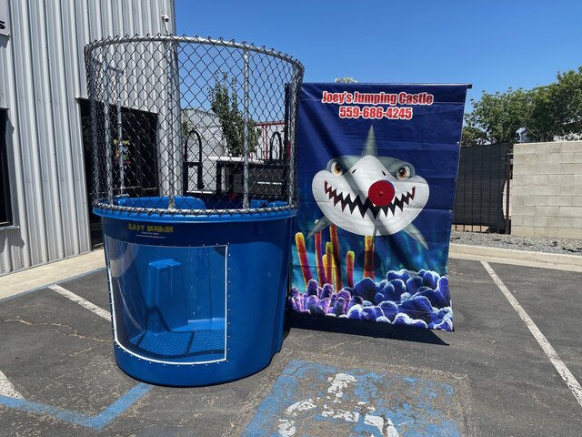 DUNK TANK SHARK THEME