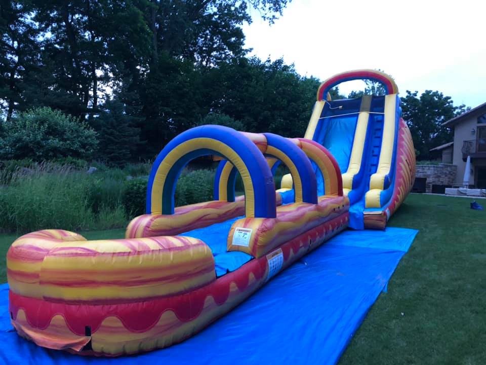 Bounce House & Water Slide Rentals De Pere, WI Jump Around Rentals