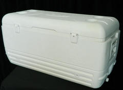 Cooler and 100 Lbs Ice Cooler and 100 Lbs Ice