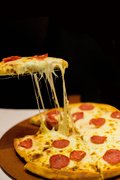 Medium Pepperoni Pizza - Gluten Free 
