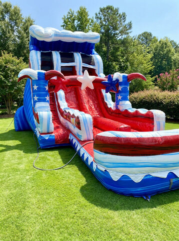 Single-lane or dual-lane waterslide for backyard birthdays