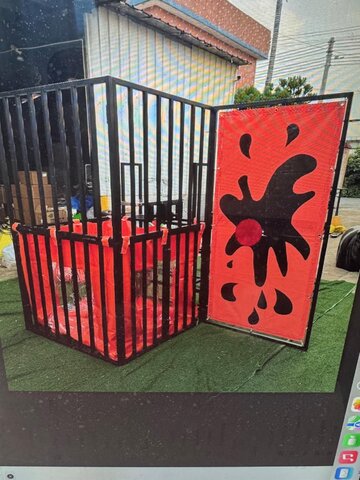 Foldable Dunk Tank gate 3 foot wide 225 max lbs