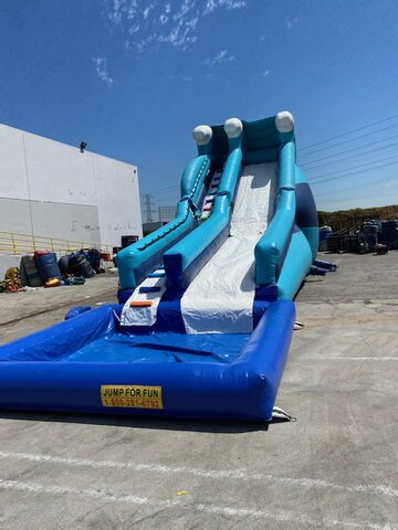 Jaws Water Slide With Pool