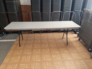 8' banquet tables