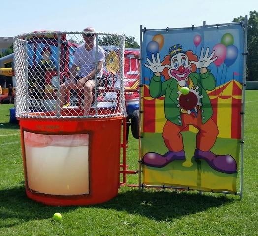 Dunk Tank Jump Guy Chicago Dunking Booth