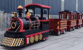 Electric Trackless Train 