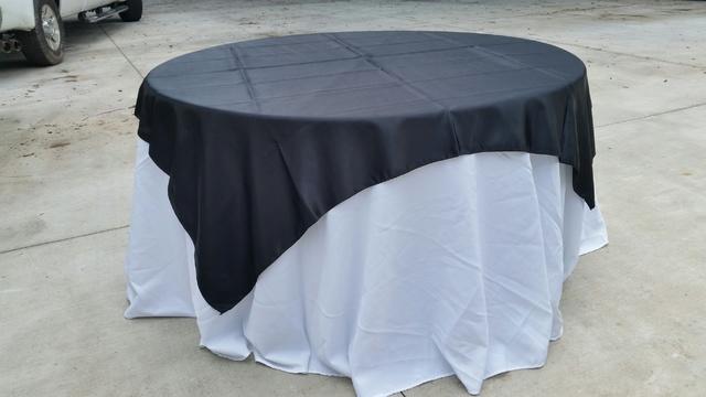025 Round table with tablecloth and overlay (any color)
