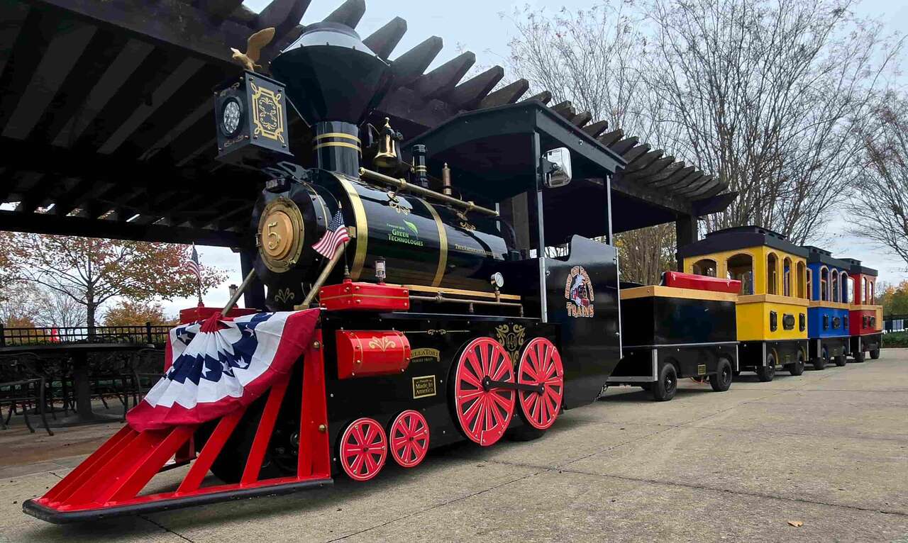 Trackless Train Rentals Nashville |Jumping Hearts Party Rentals Nashville