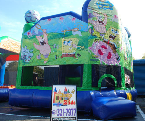 Sponge Bob Bounce House #B9