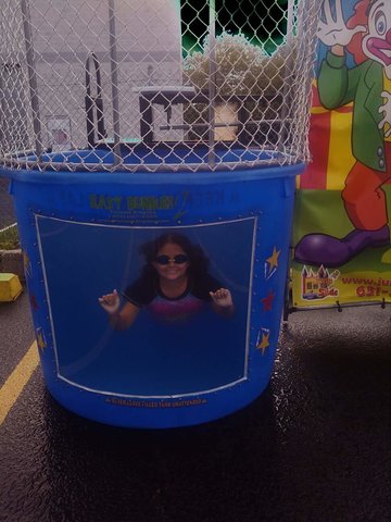 Dunk Tank #WG1(must have 6 foot opening in fence )