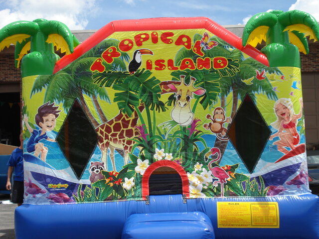 FOR SALE TROPICAL BOUNCE HOUSE USED $950