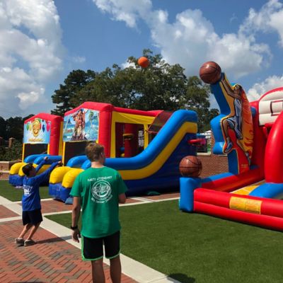 Popcorn machine  House of Bounce Party Rentals - Surprise