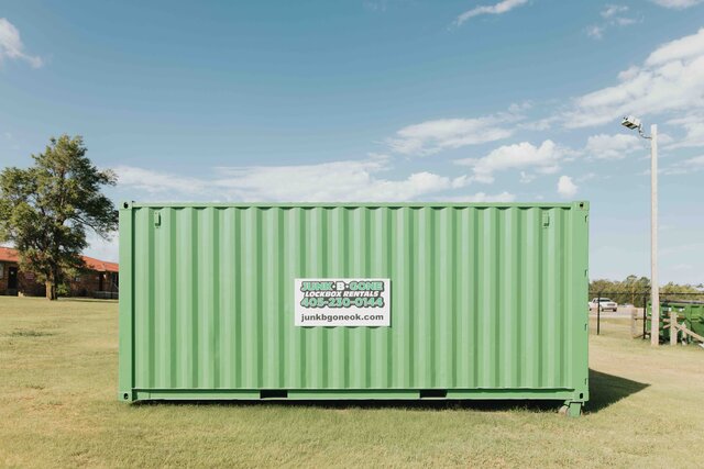 20 Foot Enclosed Container