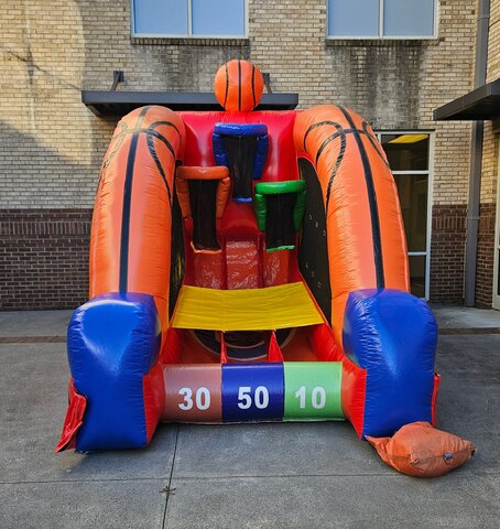 All-star Mini Hoopers shootout