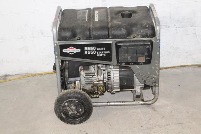Briggs & Straton 8550 watt generator