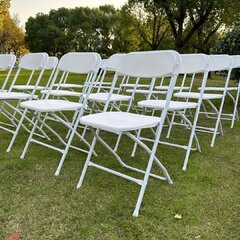 White folding chair