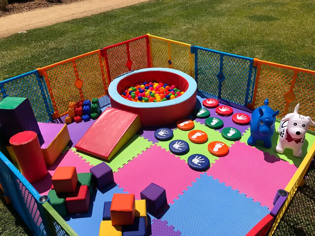 8x8 Rainbow Soft Play