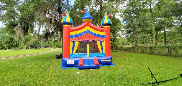 Circus Tent Basic Bounce House