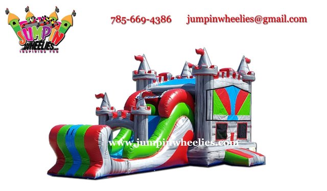 bounceland royal palace bounce house bouncer with slide