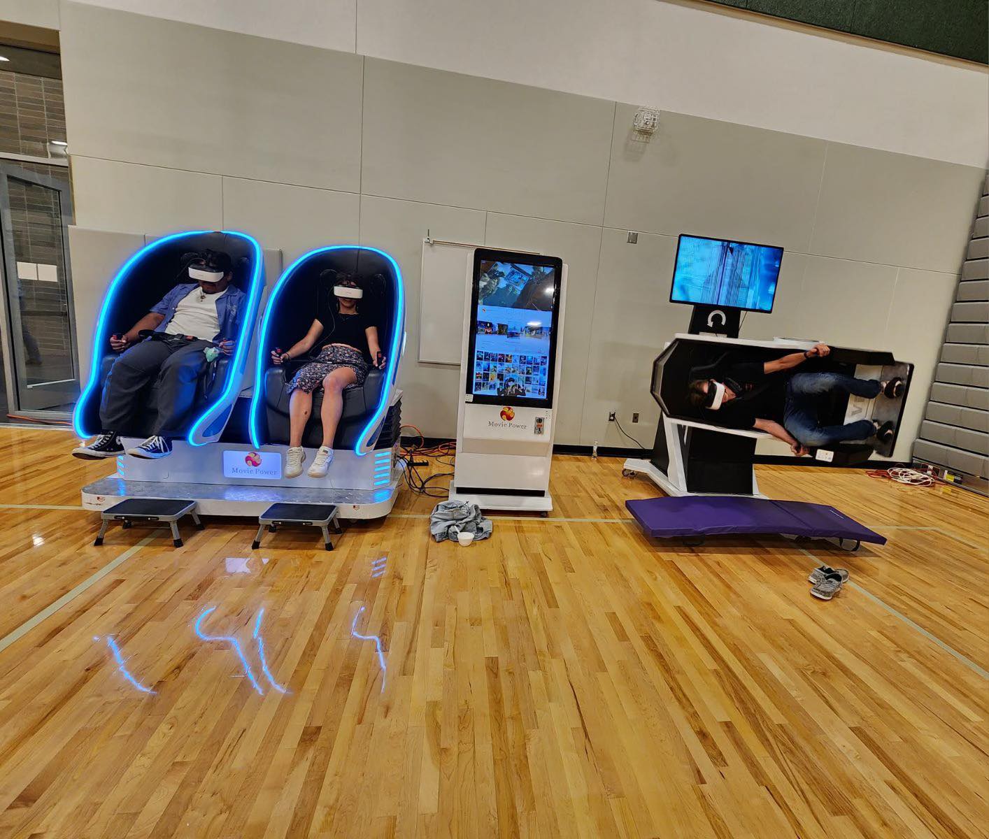 3 VR Chairs