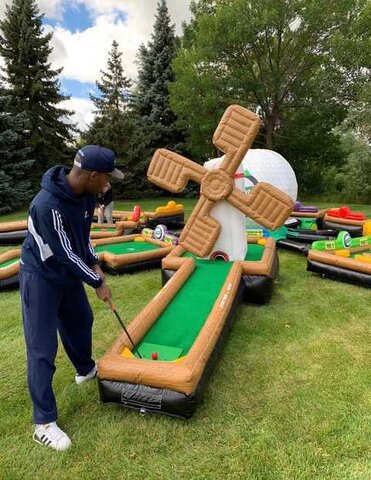 3 Hole Putt-Putt  $350 Daily 