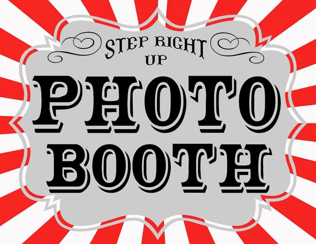 1 1/2 Hour Photo Booth