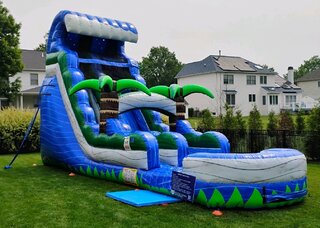 18ft Blue Crush Slide Wet or Dry