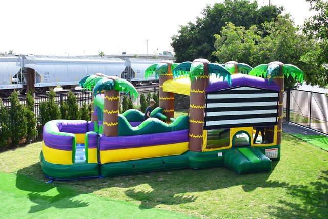 30 FT Palm Beach Combo/Obstacle Bounce House Dry Only