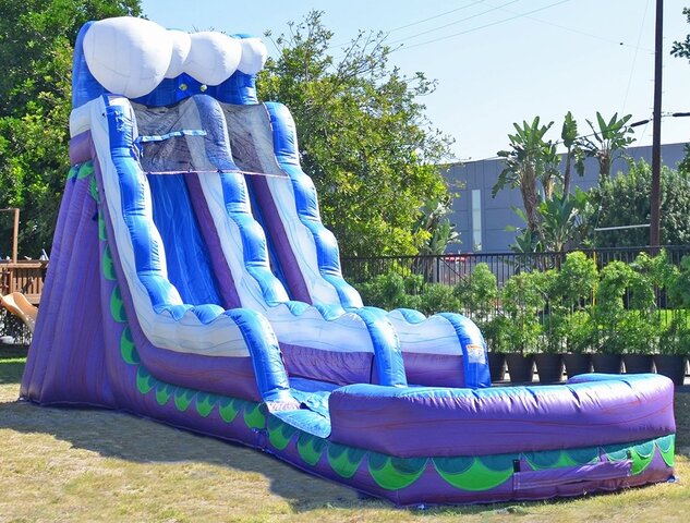 19 Ft Wavy Slide