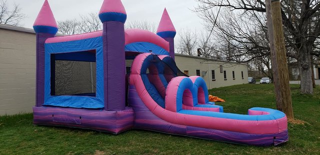 Combo Pink/Purple Bounce House W Dry/Water Slide