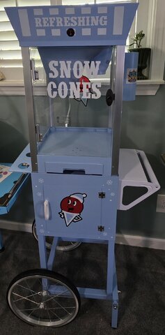 Snow Cone Machine with supplies 25