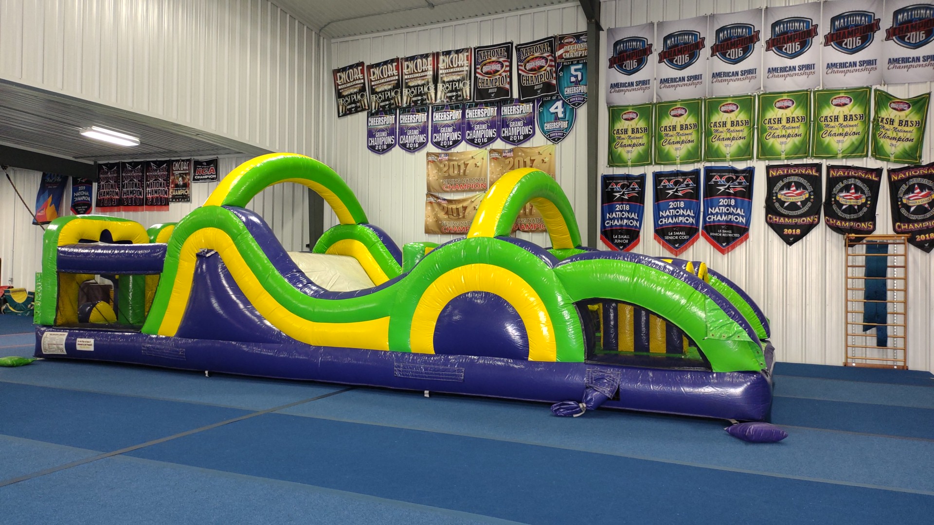 Inflatable Obstacle Course Rentals in Los Angeles - L.A Inflatables Rental
