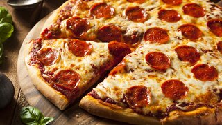 Hungry Howie's Pizza Package