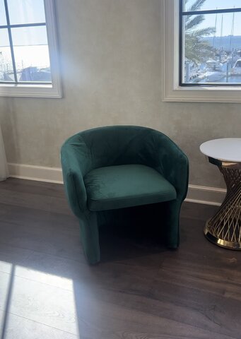 Club Chair - Chloe - Velvet Legs - Emerald Velvet