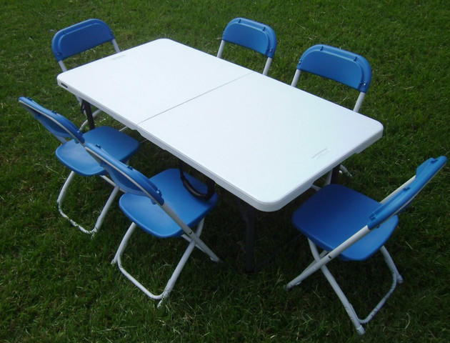 Toddler Blue Chairs with Table