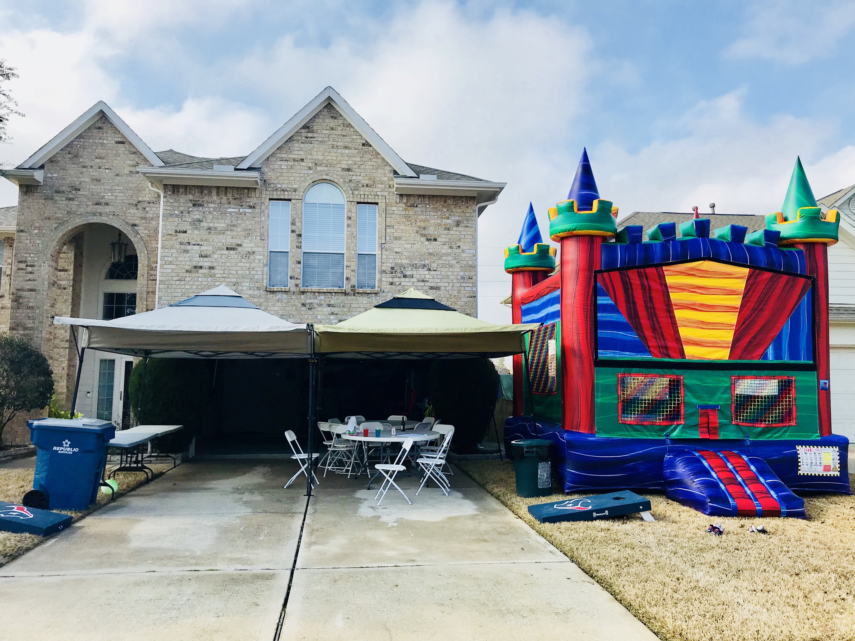 Bounce House & Party Rentals Lake Houston TX.