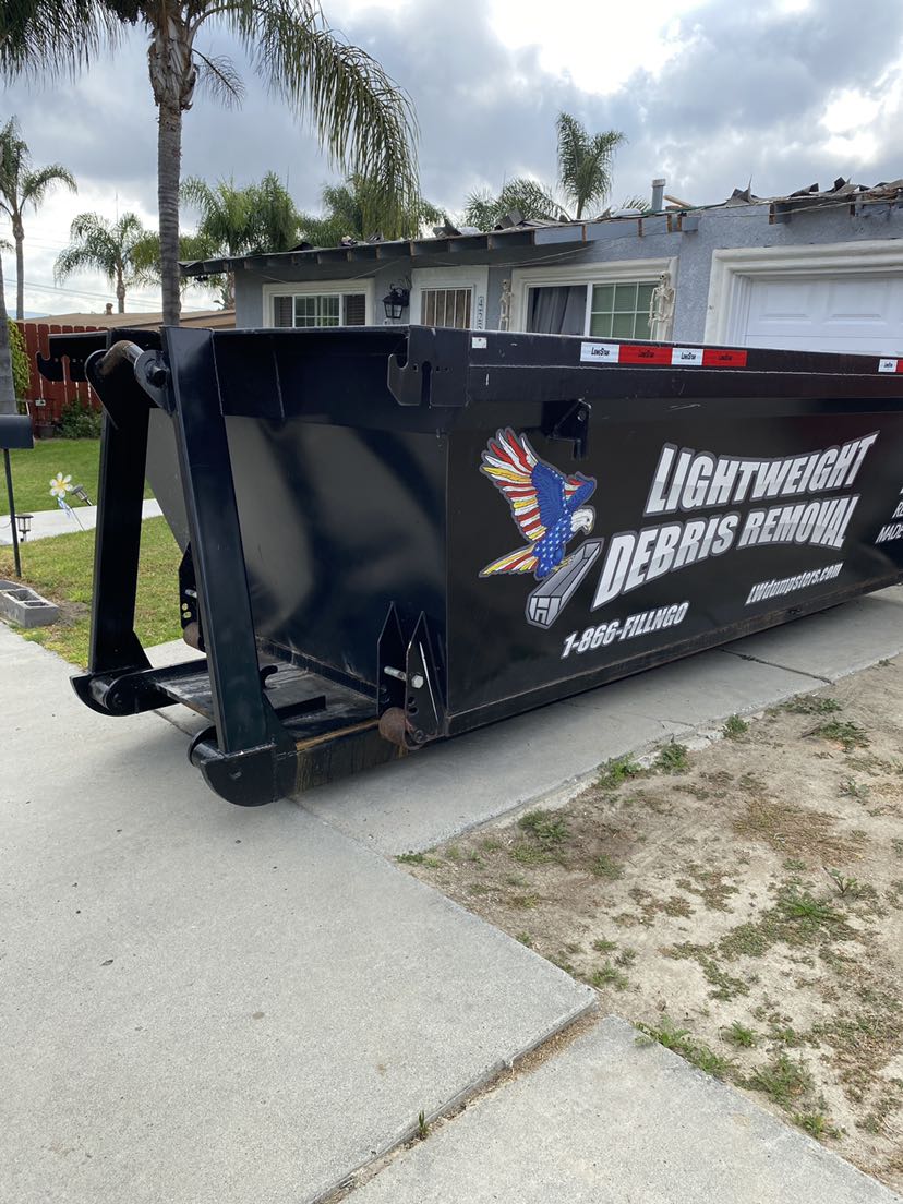 13Yd Dumpster Delivered in solana beach