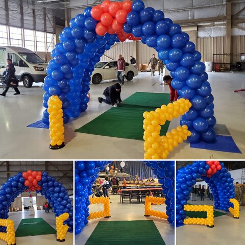 Football Helmet - Balloon Arch