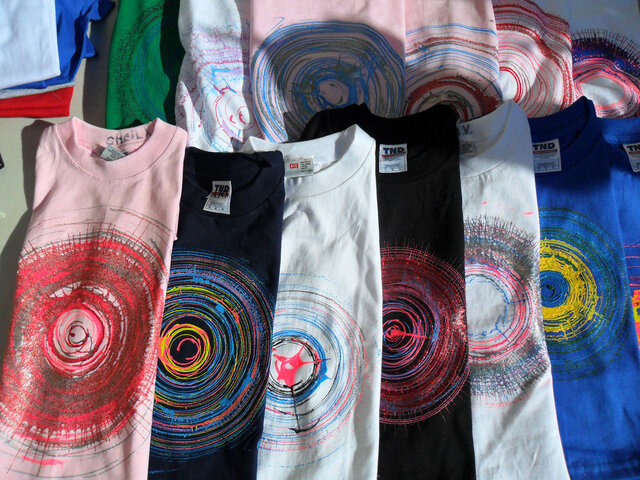 Spin Art T-Shirt Package