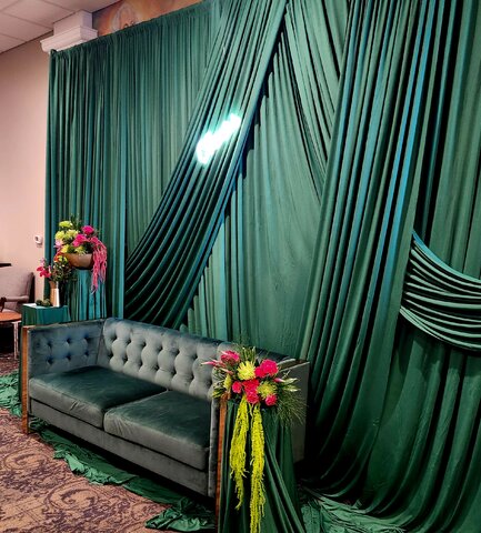 Wedding Pipe and Drape - XL Emerald Green Opaque Drape 