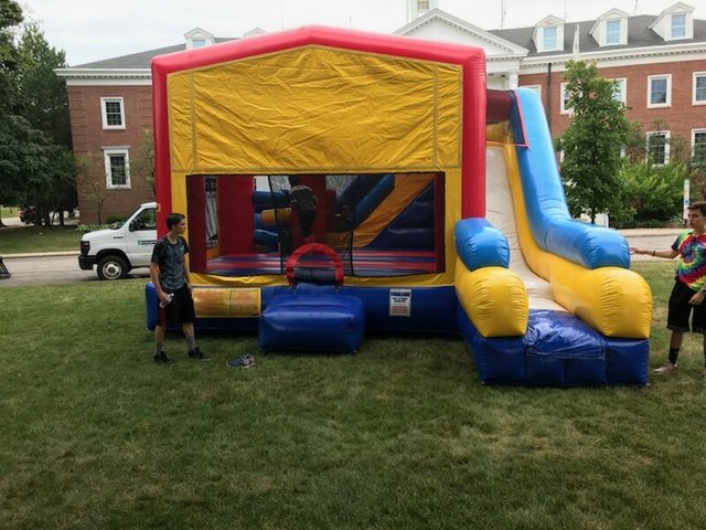 Bounce house with Slide Harwood IL