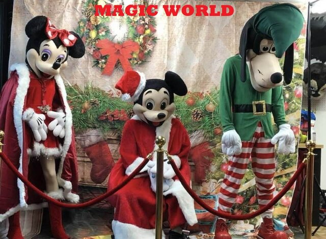 CHRISTMAS MICKEY AND FRIENDS